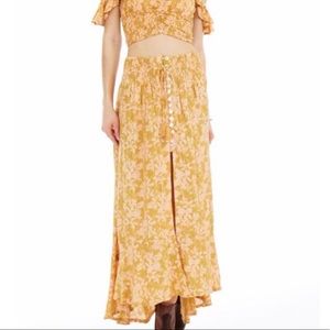 Tiara Hawaii Dakota Tassel Drawstring Skirt